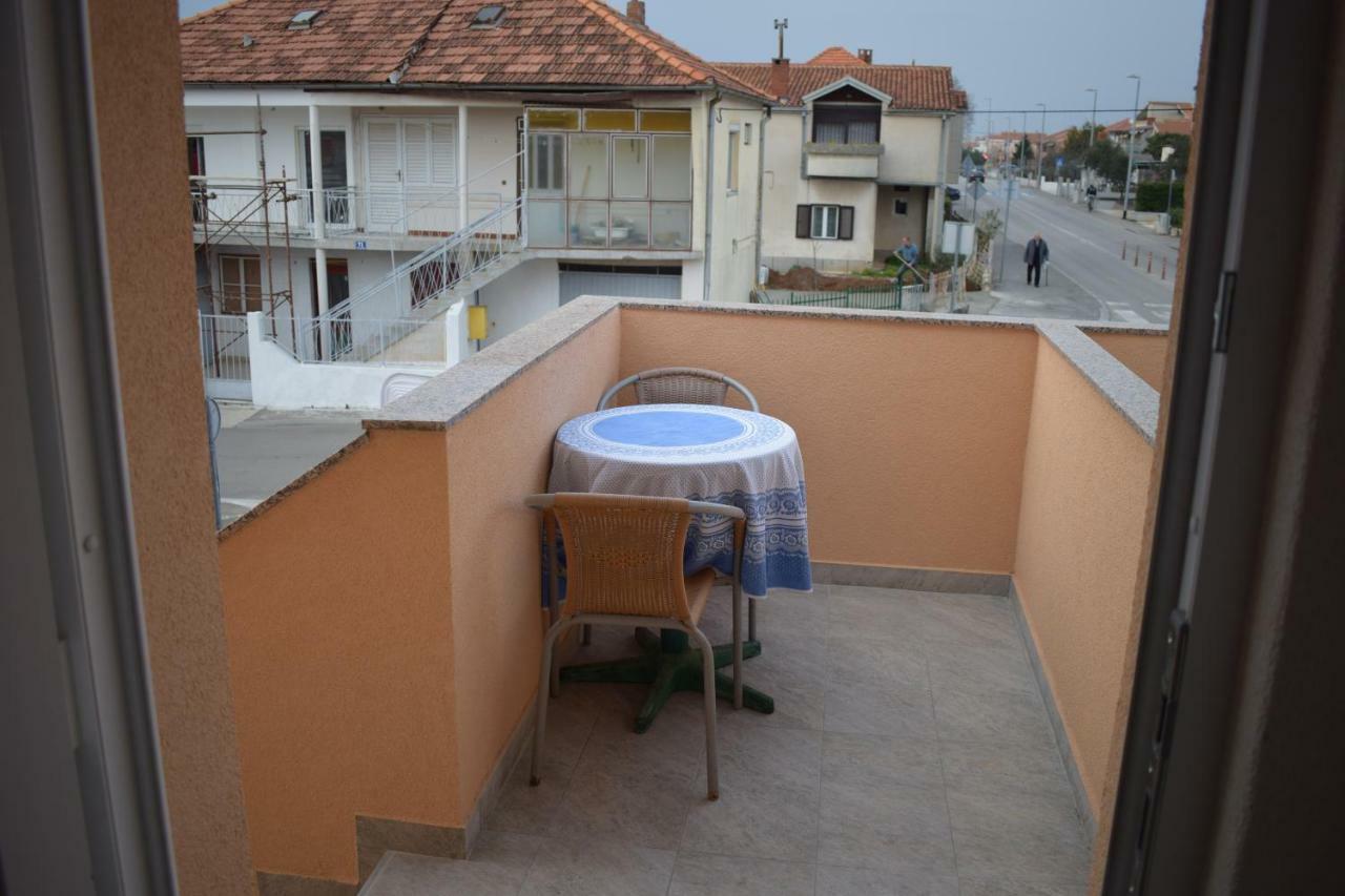 Apartments Nediljko & Mila Zadar Bagian luar foto